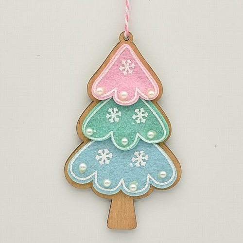 Στολίδι ξύλινο κρεμαστό πολύχρωμο δεντράκι