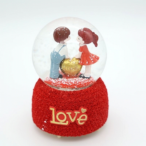 Γυάλα Χιονόσφαιρα Love 10cm 