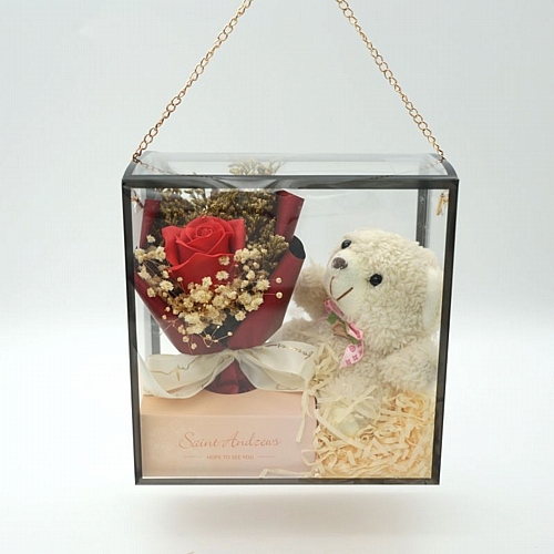 Αρκουδάκι με Ανθοδέσμη σε Κουτί 19x10x10cm –