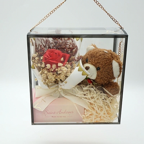 Αρκουδάκι με Ανθοδέσμη σε Κουτί 19x10x10cm