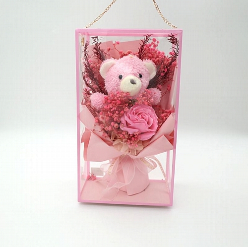 Μπουκέτο με Αρκουδάκι σε Διάφανο Κουτί, 32x10x18cm