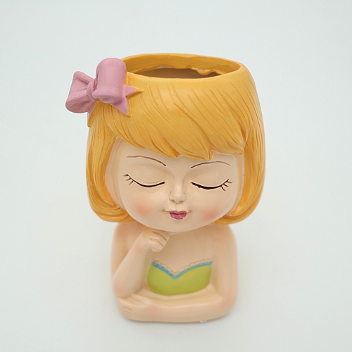 Κεραμικό κασπώ κοριτσάκι 18.5cm